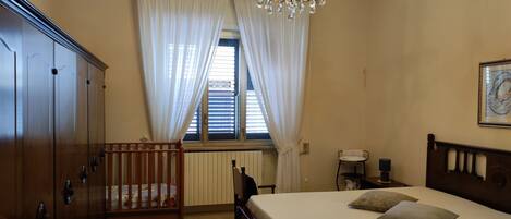 3 camere, ferro/asse da stiro, Wi-Fi, lenzuola