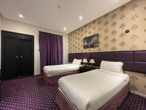 Basic Double or Twin Room, City View | In-room safe, desk, laptop workspace, blackout drapes - Snood Al Baraka (Makkah)