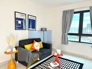 Apartment, 1 Bedroom, Non Smoking, City View | View from room