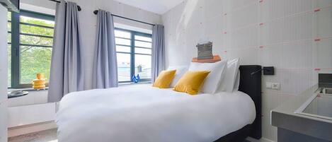 1 chambre, bureau, accĂšs au Wi-Fi (inclus), literie fournie