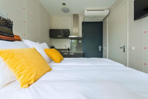 1 chambre, bureau, Wi-Fi gratuit, draps fournis