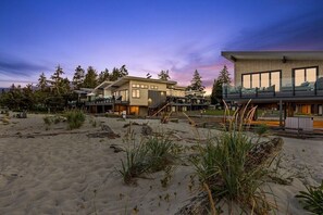 Exterior - Ocean View Town House #2 at THE BEACH HOUSE! (Black Creek)