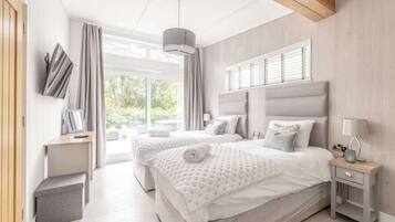 2 chambres, fer et planche à repasser, lit parapluie, Wi-Fi