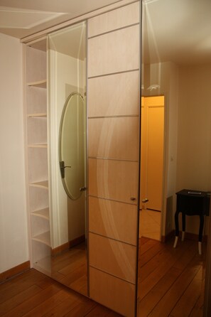 Interior - Calme et Élégant 3 Pièces Tout Confort, Avec Terrasse et Jardin (MAISONS ALFORT)