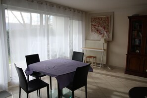 Dineren