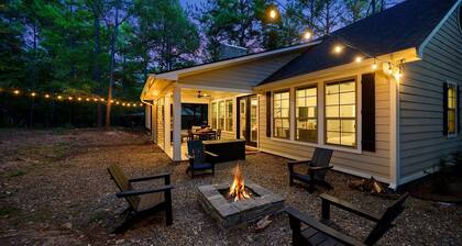 Pickleball, Pool, Splash Fountain ,Clubhouse , Walking Trails , Basketball