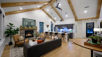 TV connectée, cheminée, imprimantes