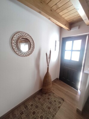 Interior - Malba House (Villar de Huergo)