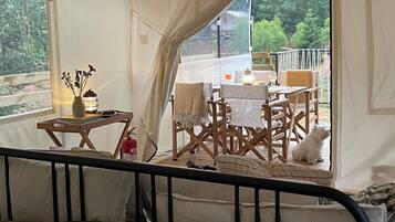 Luxury Double Room | Living area