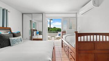 4 bedrooms, desk, iron/ironing board, travel crib