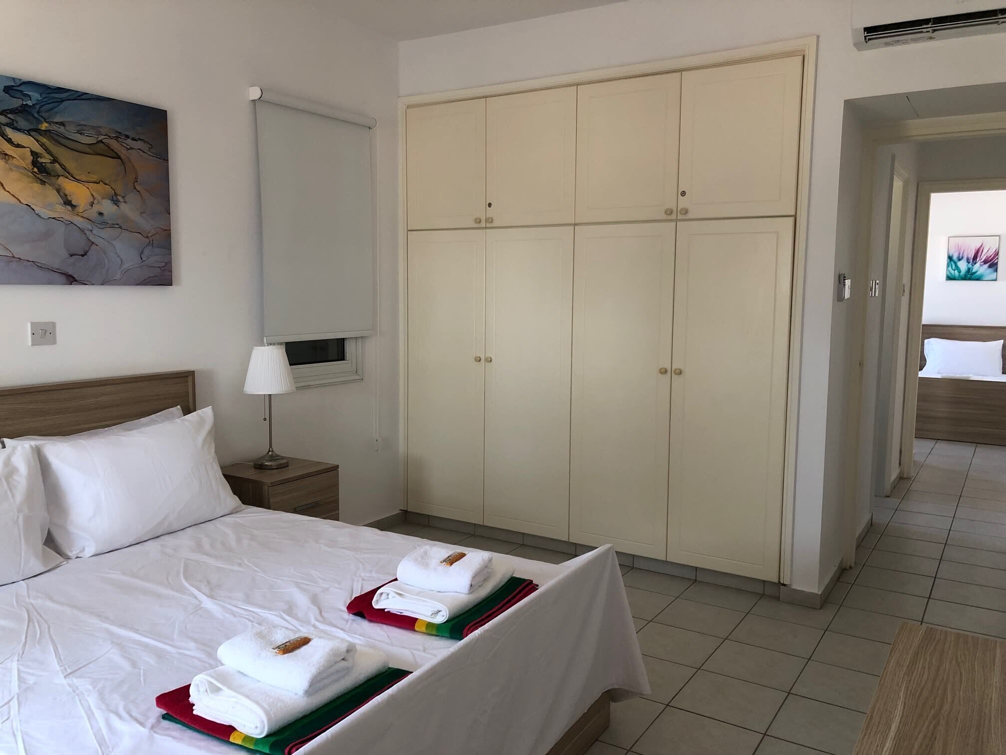 2 bedrooms, desk, iron/ironing board, WiFi
