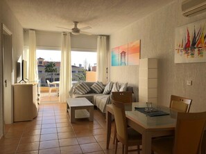 Interior - Limnaria | Large 1BR Sunny Apt | Amazing Pool Views (Paphos)