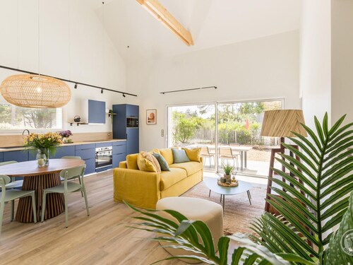 Maison bord de mer à Portbail avec jardin privé