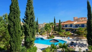 Pool - Regina Gardens - Modern 2 bed maisonette (Paphos)