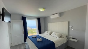 Deluxe Suite, 2 Bedrooms, Private Pool