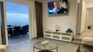 Comfort Suite, 2 Bedrooms | Ruang tamu