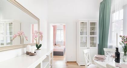 EASY RENT Apartments- OLD TOWN