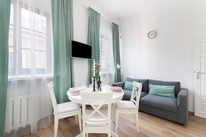 Comfort Apartment, City View | Living area - EASY RENT Apartments- OLD TOWN (Lublin)