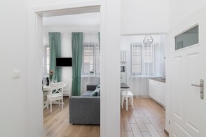 Comfort Apartment, City View | Living area - EASY RENT Apartments- OLD TOWN (Lublin)
