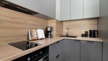 City Apartment | Private kitchen