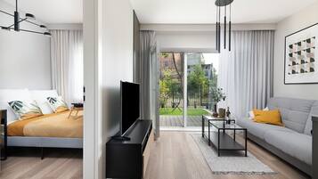 City Apartment | Living area