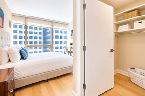 1 bedroom, desk, iron/ironing board, WiFi