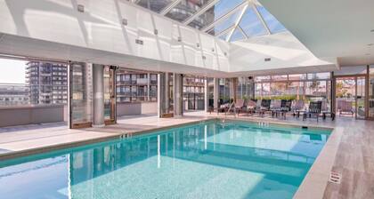 Luxury Apt Near Downtown
