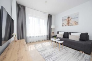 Televisión, oficina