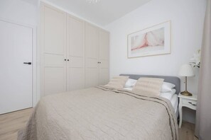 1 Schlafzimmer, Bügeleisen/Bügelbrett, Reisekinderbett, WLAN