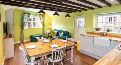 Stunning and Scenic Farmhouse | Perfect Setting