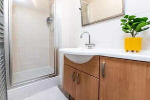 Hair dryer, towels