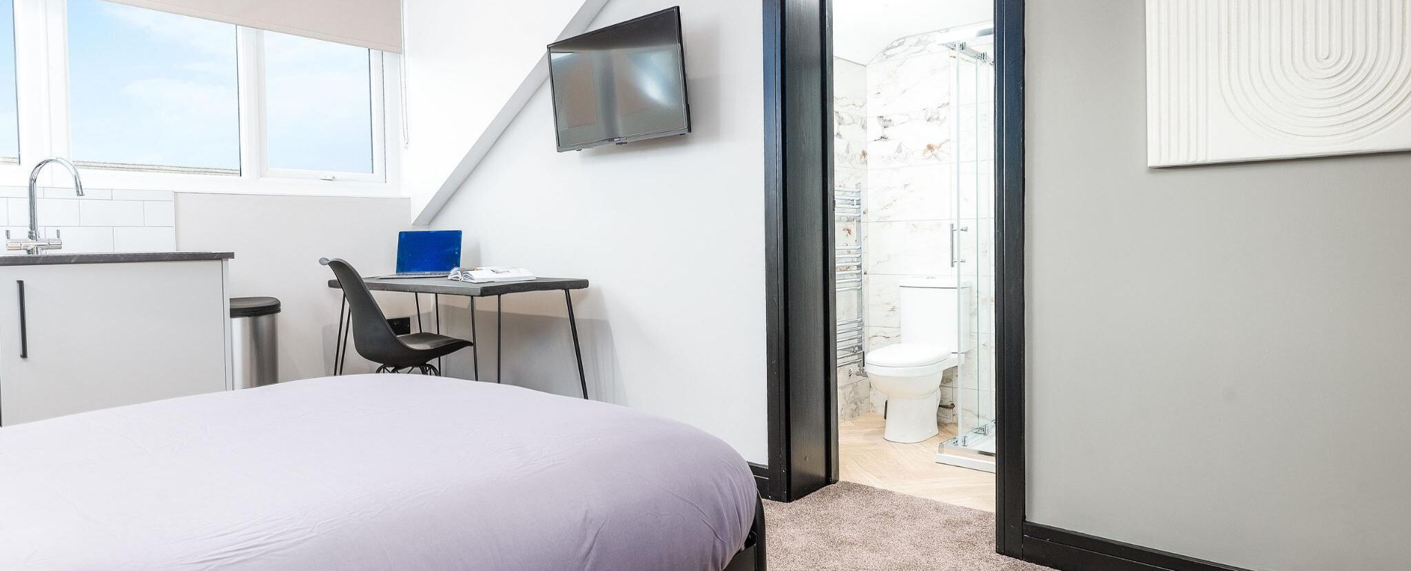 1 chambre, fer et planche à repasser, Wi-Fi gratuit, draps fournis