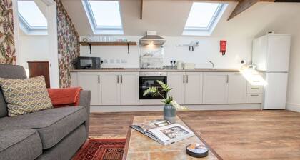 Beautiful Home with Stunning Countryside Views!