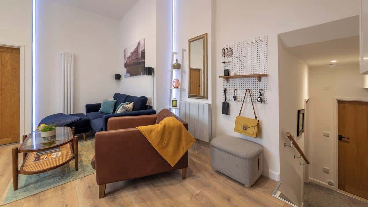 TV, offices