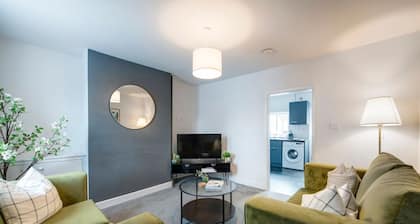 Quaint and Inviting Home | City Centre Location