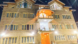Front of property - Arbiya Villa (Srinagar)