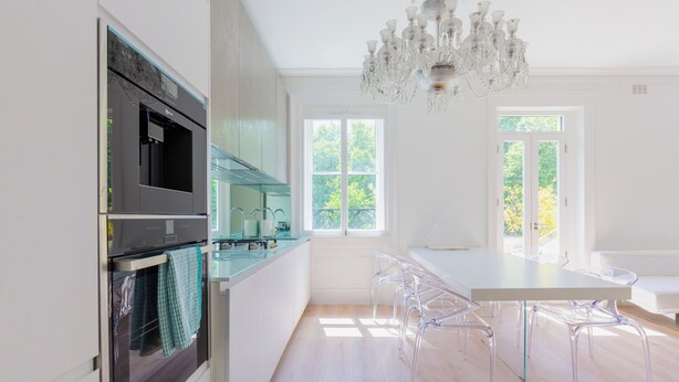 Private kitchen - Elegant 1BR Flat w/ Balcony by Hyde Park (Greater London)