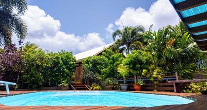 Au Jardin Déole - Villa Bois Avec Piscine