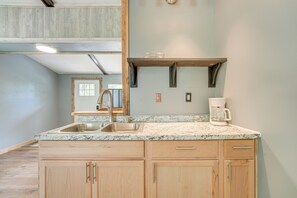 Interior - Dog-friendly Branson Studio: 9 Mi to Downtown! (Branson)