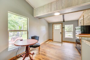 Interior - Dog-friendly Branson Studio: 9 Mi to Downtown! (Branson)