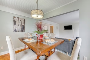 House (3 Bedrooms) | Interior - Atlanta Area Vacation Rental < 4 Mi to Airport! (Atlanta)