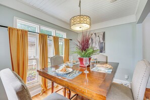 Interior - Atlanta Area Vacation Rental < 4 Mi to Airport! (Atlanta)