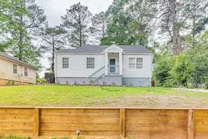 House (3 Bedrooms) | Interior - Atlanta Area Vacation Rental < 4 Mi to Airport! (Atlanta)
