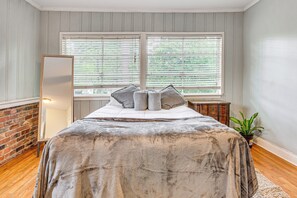 Interior - Atlanta Area Vacation Rental < 4 Mi to Airport! (Atlanta)