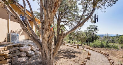 Modern Colorado Retreat: Hike, Ski & Golf!