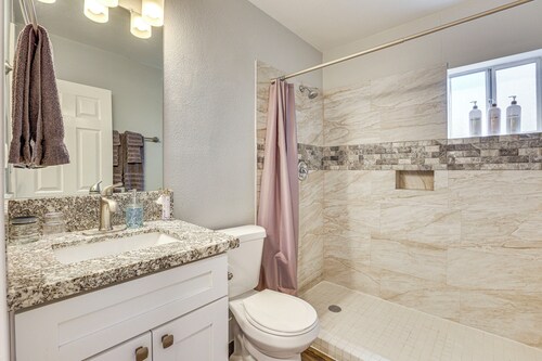 Dog-friendly North Las Vegas Home ~ 9 Mi to Strip!
