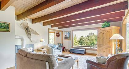 Langley Forest Cabin w/ Grill < 2 Mi to Downtown!