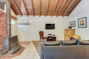 Talo (2 Bedrooms) | Sisätilat