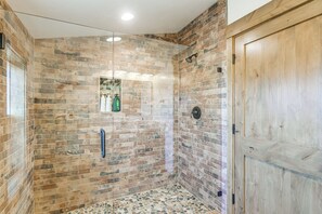 Interior - Luxe Tetonia Home w/ Tetons View, Close to Skiing! (Tetonia)