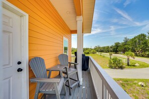 House (2 Bedrooms) | Interior - ~ 2 Mi to Boat Ramp: Steinhatchee River Cottage (Steinhatchee)